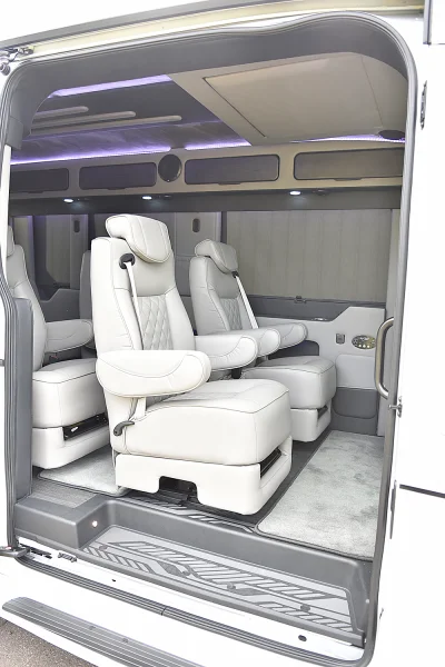 OXFORD WHITE 4 - 2020 FORD TRANSIT GALAXY - Image 6 of 18