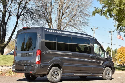 MAGNETIC 3 - 2020 FORD TRANSIT GALAXY - Image 3 of 9