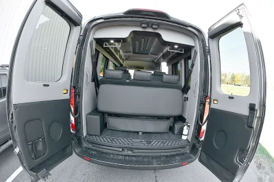 MAGNETIC 3 - 2020 FORD TRANSIT GALAXY - Image 9 of 9