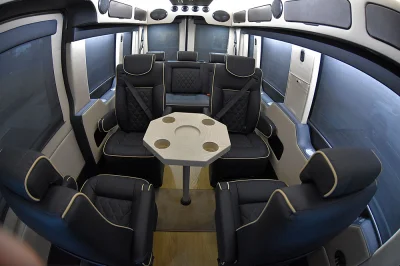 INGOT SILVER 10 TAN INTERIOR - 2020 FORD TRANSIT GALAXY - Image 11 of 22