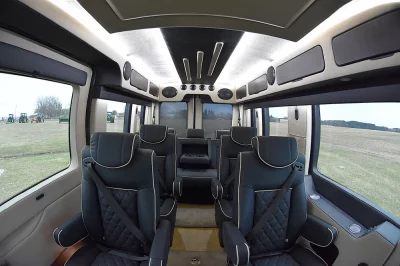 INGOT SILVER 10 TAN INTERIOR - 2020 FORD TRANSIT GALAXY - Image 8 of 22