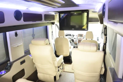 MAGNETIC - 2020 FORD TRANSIT GALAXY - Image 13 of 17