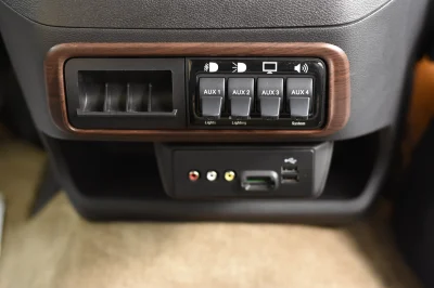 MAGNETIC - 2020 FORD TRANSIT GALAXY - Image 16 of 17