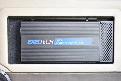 RACE RED MOBILITY - 2020 FORD TRANSIT GALAXY - Image 25 of 29