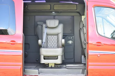 RACE RED - 2020 FORD TRANSIT GALAXY - Image 8 of 20