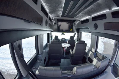 MAGNETIC 1 - 2020 FORD TRANSIT GALAXY - Image 8 of 10