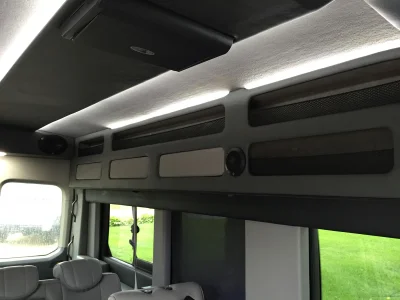 9 PASS 148 EL HIGH ROOF GALAXY - 2020 FORD TRANSIT GALAXY - Image 11 of 12