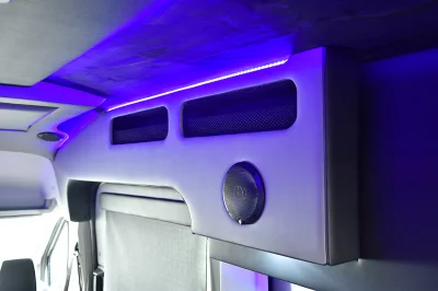 6 PASSENGER BIKE HAULER GALAXY HIGH ROOF - 2020 FORD TRANSIT GALAXY - Image 11 of 17