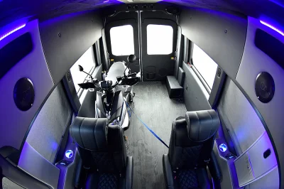 6 PASSENGER BIKE HAULER GALAXY HIGH ROOF - 2020 FORD TRANSIT GALAXY - Image 15 of 17