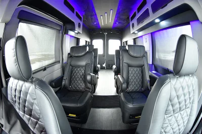 6 PASSENGER BIKE HAULER GALAXY HIGH ROOF - 2020 FORD TRANSIT GALAXY - Image 4 of 17