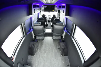 6 PASSENGER BIKE HAULER GALAXY HIGH ROOF - 2020 FORD TRANSIT GALAXY - Image 8 of 17