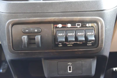 7 PASSENGER CONVERSION VAN LUXURY TRAVEL LOTS OF STORAGE BLACK & TAN INTERIOR BY WALDOCH - 2020 FORD TRANSIT GALAXY - Image 8 of 35