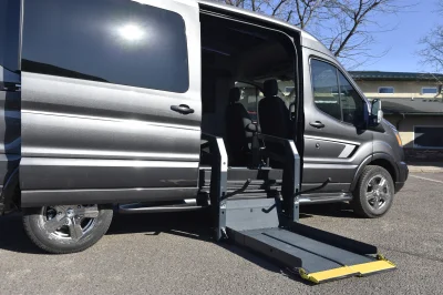 CUSTOM FORD TRANSIT GALAXY MOBILITY 5 PASSENGER VAN RICON LIFT GREY LUXURY VAN - WALDOCH - 2020 FORD TRANSIT GALAXY - Image 17 of 20
