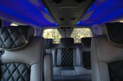 BLUE JEANS - 2020 FORD TRANSIT LANDMARK - Image 11 of 14