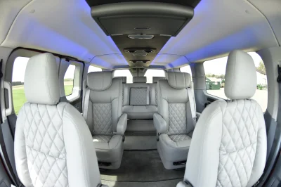 RACE RED 2 - 2020 FORD TRANSIT LANDMARK - Image 13 of 16