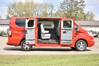 RACE RED 2 - 2020 FORD TRANSIT LANDMARK - Image 7 of 16