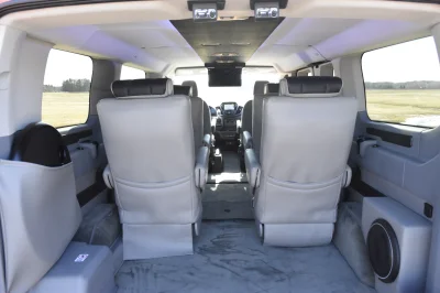 RACE RED - 2020 FORD TRANSIT LANDMARK - Image 11 of 19