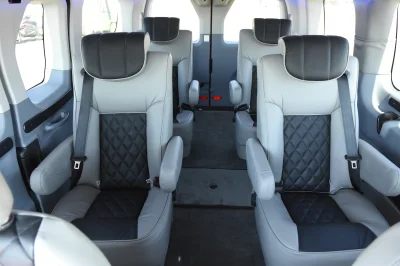 RACE RED - 2020 FORD TRANSIT LANDMARK - Image 12 of 19