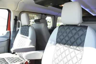 RACE RED - 2020 FORD TRANSIT LANDMARK - Image 19 of 19