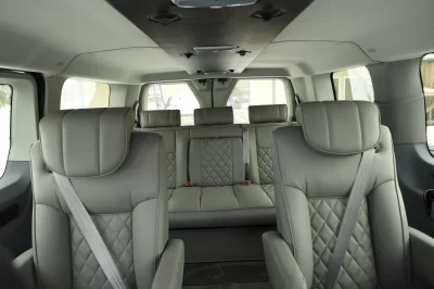 INGOT SILVER 1 - 2020 FORD TRANSIT LANDMARK - Image 11 of 13