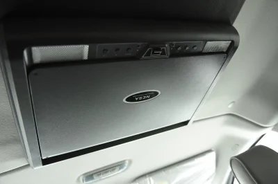 INGOT SILVER 1 - 2020 FORD TRANSIT LANDMARK - Image 13 of 13