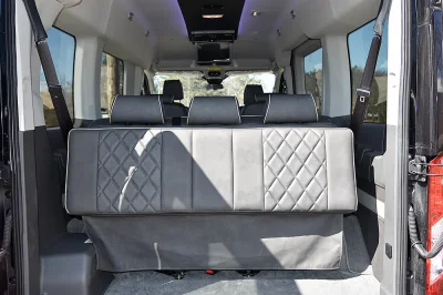 SHADOW BLACK 3 - 2020 FORD TRANSIT LANDMARK - Image 6 of 14