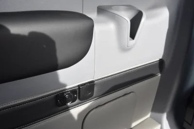 FORD TRANSIT 130 7 PASSENGER CONVERSION VAN LUXURY TRAVEL FAMILY VEHICLE BY WALDOCH LANDMARK EDITION - 2020 FORD TRANSIT LANDMARK - Image 15 of 18