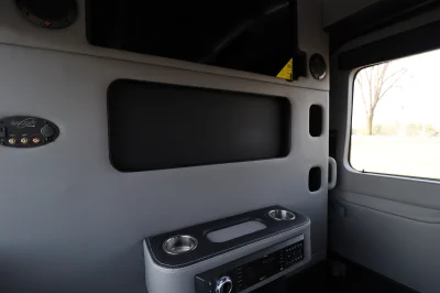 BLACK SHADOW 2 - 2020 FORD TRANSIT LIMO - Image 25 of 44