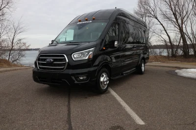 BLACK SHADOW 2 - 2020 FORD TRANSIT LIMO - Image 36 of 44