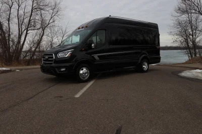 BLACK SHADOW 2 - 2020 FORD TRANSIT LIMO - Image 37 of 44