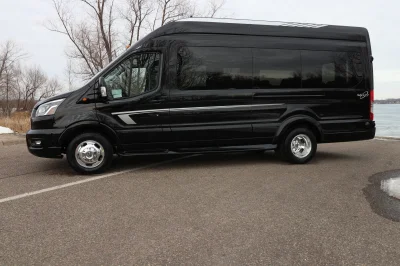 BLACK SHADOW 2 - 2020 FORD TRANSIT LIMO - Image 38 of 44