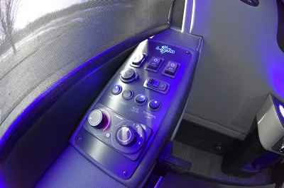 BLACK SHADOW 3 - 2020 FORD TRANSIT LIMO - Image 9 of 18