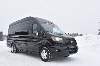 FORD TRANSIT 148 EL LUXURY LIMO PRIVATE JET ON WHEELS BY WALDOCH 9 PASSENGER PARTY WITH MEETINGS - 2020 FORD TRANSIT LIMO - Image 3 of 37
