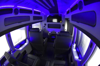 FORD TRANSIT 148 EL LUXURY LIMO PRIVATE JET ON WHEELS BY WALDOCH 9 PASSENGER PARTY WITH MEETINGS - 2020 FORD TRANSIT LIMO - Image 22 of 37