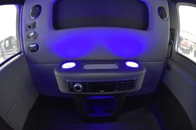 FORD TRANSIT 148 EL LUXURY LIMO PRIVATE JET ON WHEELS BY WALDOCH 9 PASSENGER PARTY WITH MEETINGS - 2020 FORD TRANSIT LIMO - Image 26 of 37