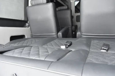 FORD TRANSIT 148 EL LUXURY LIMO PRIVATE JET ON WHEELS BY WALDOCH 9 PASSENGER PARTY WITH MEETINGS - 2020 FORD TRANSIT LIMO - Image 32 of 37
