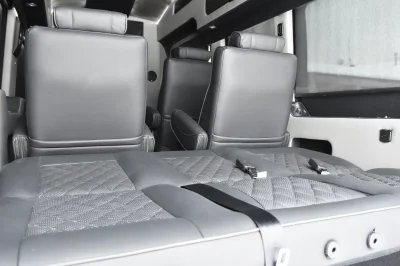 FORD TRANSIT 148 EL LUXURY LIMO PRIVATE JET ON WHEELS BY WALDOCH 9 PASSENGER PARTY WITH MEETINGS - 2020 FORD TRANSIT LIMO - Image 33 of 37