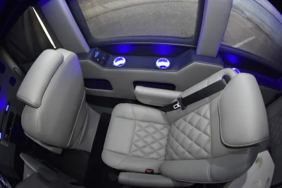 FORD TRANSIT 148 EL LIMO PASSENGER VAN DRINK AND RIDE IN MOST STATES - WALDOCH CONVERSION VAN - 2020 FORD TRANSIT LIMO - Image 21 of 59