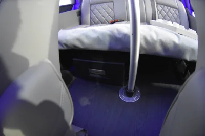 FORD TRANSIT 148 EL LIMO PASSENGER VAN DRINK AND RIDE IN MOST STATES - WALDOCH CONVERSION VAN - 2020 FORD TRANSIT LIMO - Image 27 of 59