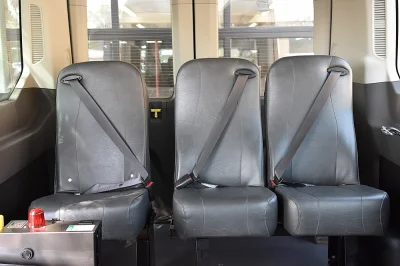 OXFORD WHITE 2 - 2020 FORD TRANSIT MOBILITY - Image 14 of 15