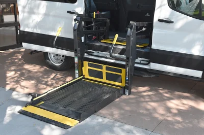 OXFORD WHITE 2 - 2020 FORD TRANSIT MOBILITY - Image 5 of 15