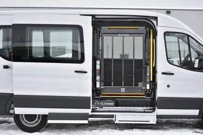 OXFORD WHITE III - 2020 FORD TRANSIT MOBILITY - Image 6 of 17