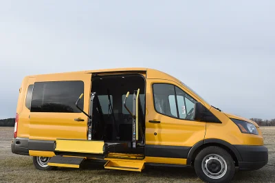 FORD TRANSIT 148 MEDIUM ROOF YELLOW SCHOOL SHUTTLE MOBILITY VAN ADA FACTORY BY WALDOCH - 2020 FORD TRANSIT MOBILITY - Image 10 of 11