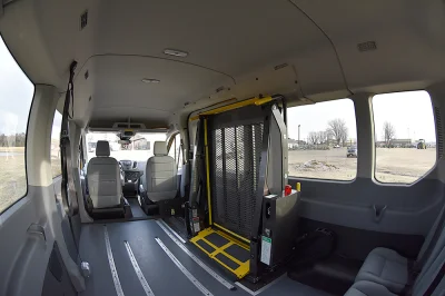 FORD TRANSIT 148 MEDIUM ROOF YELLOW SCHOOL SHUTTLE MOBILITY VAN ADA FACTORY BY WALDOCH - 2020 FORD TRANSIT MOBILITY - Image 7 of 11