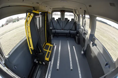 FORD TRANSIT 148 MEDIUM ROOF YELLOW SCHOOL SHUTTLE MOBILITY VAN ADA FACTORY BY WALDOCH - 2020 FORD TRANSIT MOBILITY - Image 8 of 11