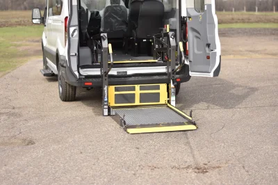 OXFORD WHITE - 2020 FORD TRANSIT MOBILITY - Image 12 of 23