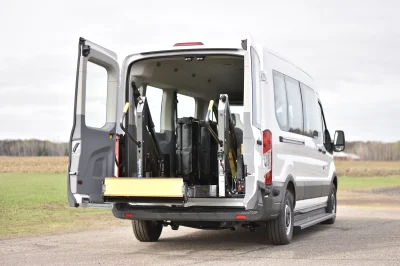 OXFORD WHITE - 2020 FORD TRANSIT MOBILITY - Image 9 of 23