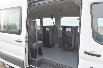 OXFORD WHITE IV - 2020 FORD TRANSIT MOBILITY - Image 10 of 11