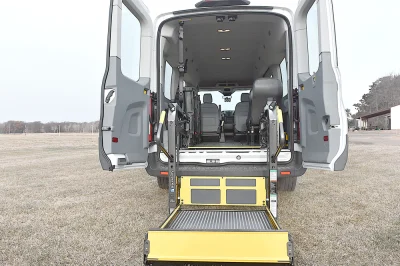 OXFORD WHITE IV - 2020 FORD TRANSIT MOBILITY - Image 9 of 11