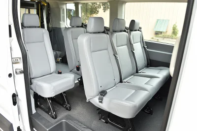 OXFORD WHITE VII - 2020 FORD TRANSIT MOBILITY - Image 6 of 15